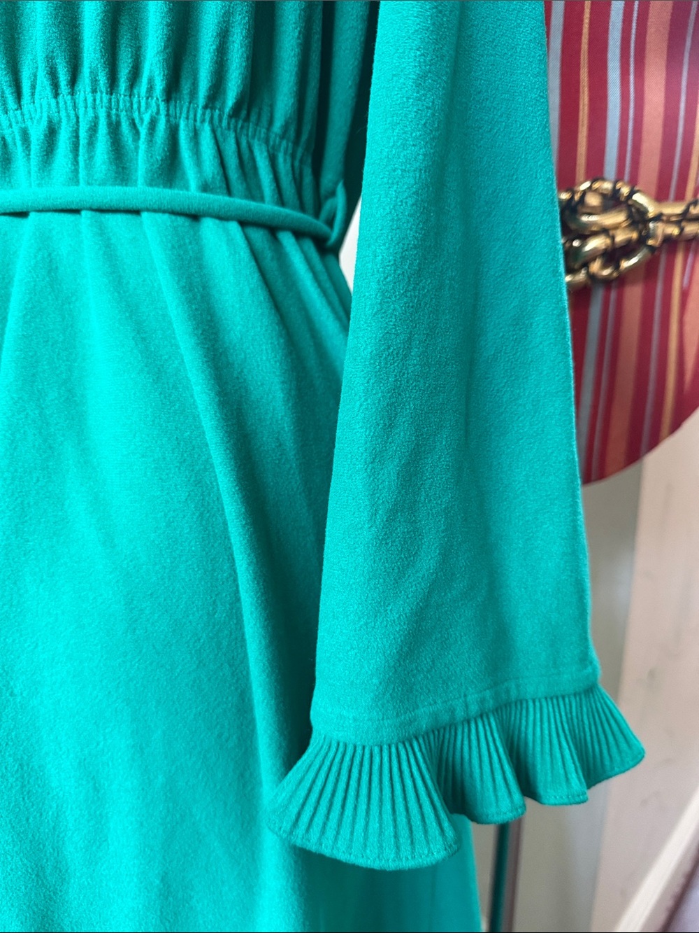 Vintage Ruffled Edge Maxi Robe - Picture 3 of 11